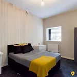 Fabian Way Flat 3